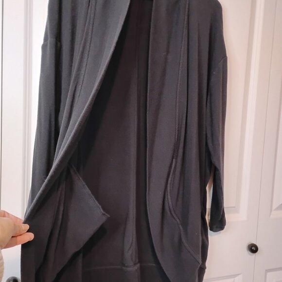 Athleta Women's Black Ethereal Cocoon Open Front Wrap Cardigan Size 1X Plus - Picture 5 of 7